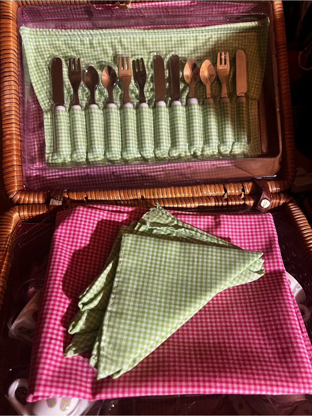 Schylling Child’s Tea Set
